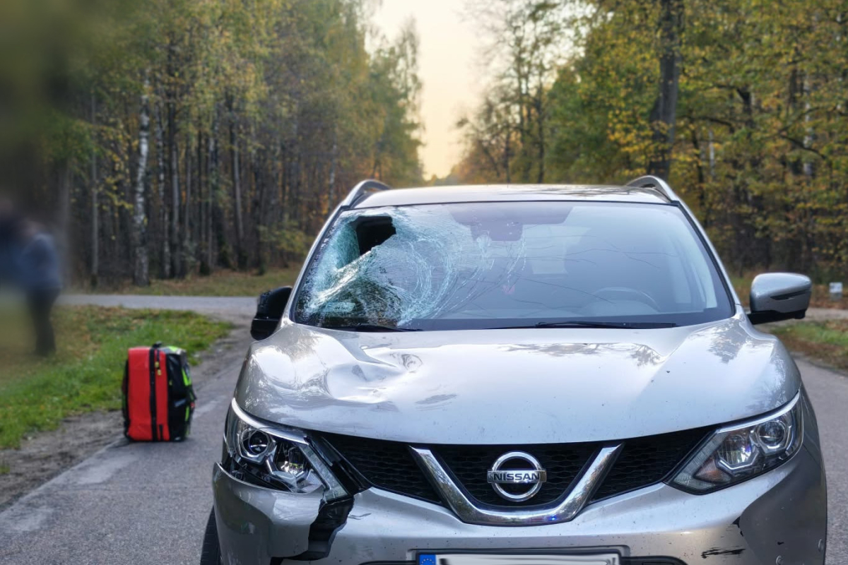 Poważny wypadek na drodze Szreńsk - Mława. Chłopca przetransportował do szpitala śmigłowiec LPR